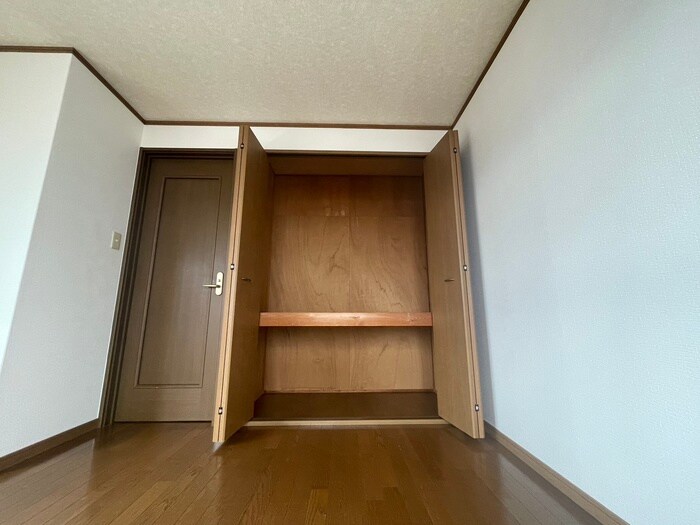 物件内観写真14　(収納)