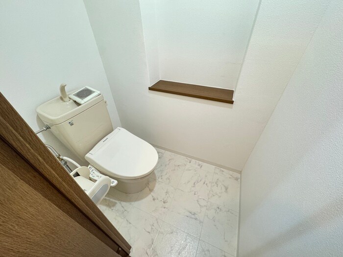 物件内観写真13　(トイレ)