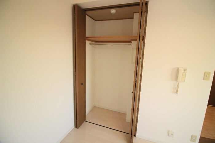 物件内観写真18　(収納)
