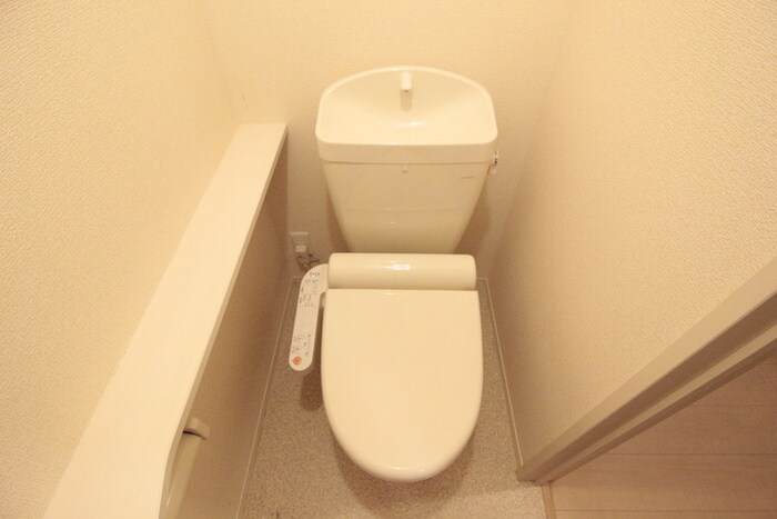 物件内観写真12　(トイレ)