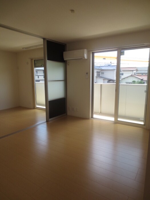 物件内観写真8　(内観写真)