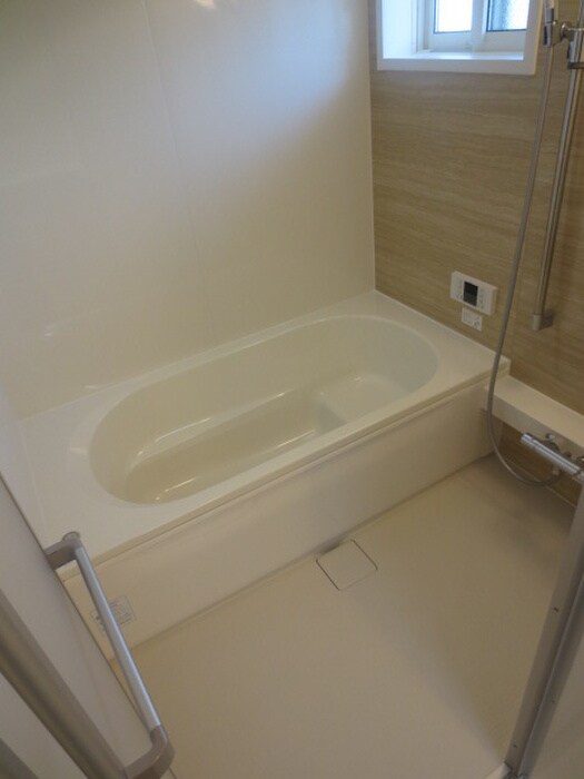 物件内観写真12　(バス／シャワールーム等)