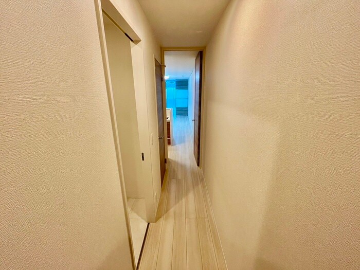物件内観写真21　(廊下)