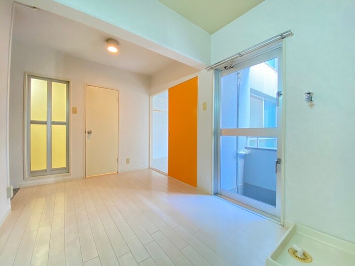 物件内観写真11　(居室)