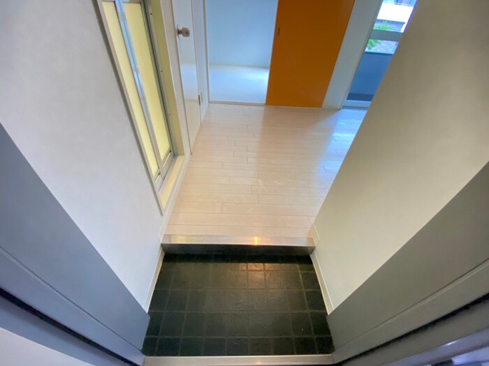 物件内観写真21　(玄関)