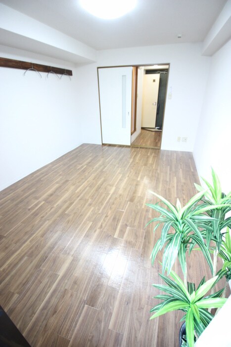 物件内観写真6　(居室)