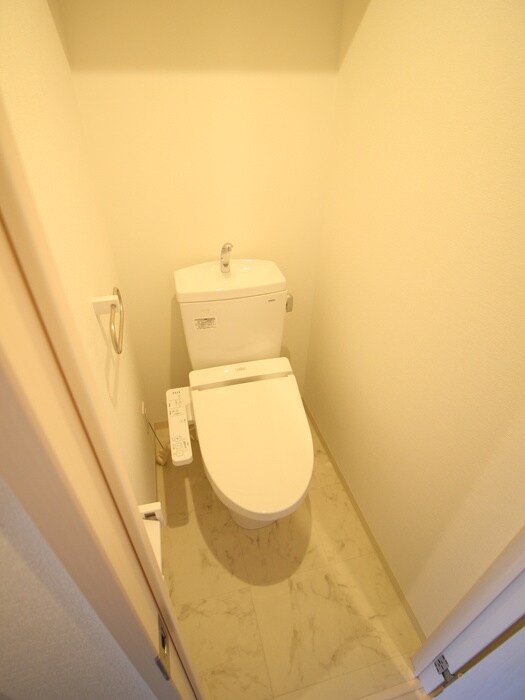 物件内観写真14　(トイレ)