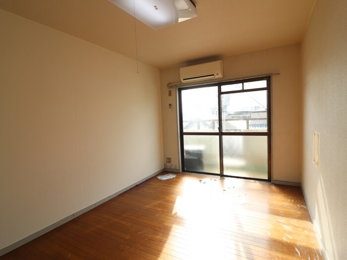 物件内観写真7　(居室)