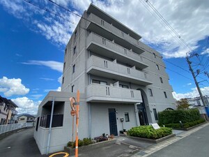 サザンフィ－ルド外観写真