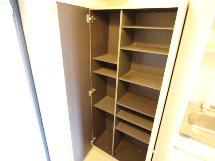 物件内観写真17　(靴箱)