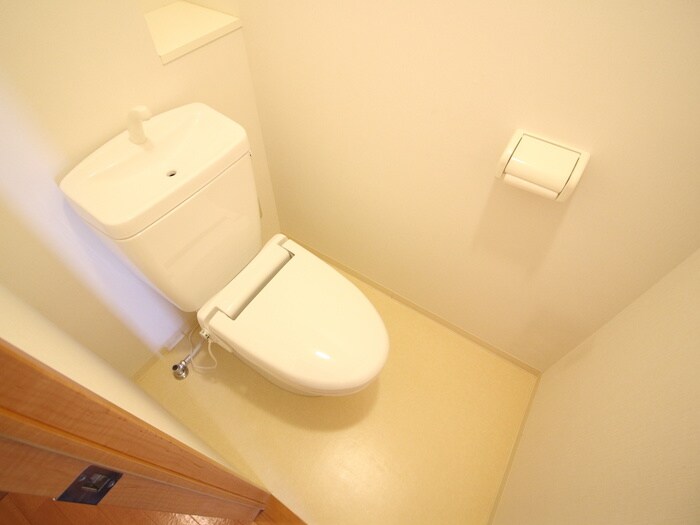 物件内観写真15　(トイレ)