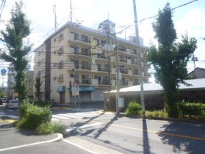 シャンボ－ル池田外観写真