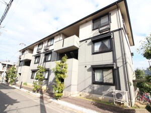 ファミール東山本外観写真