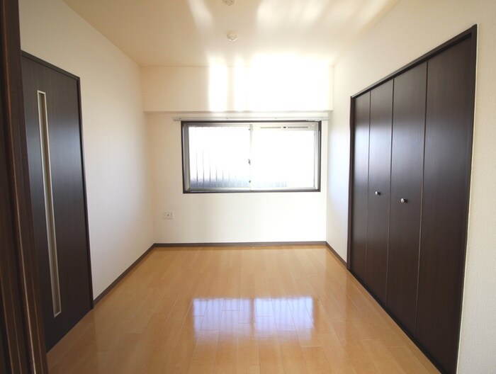 物件内観写真11　(居室)