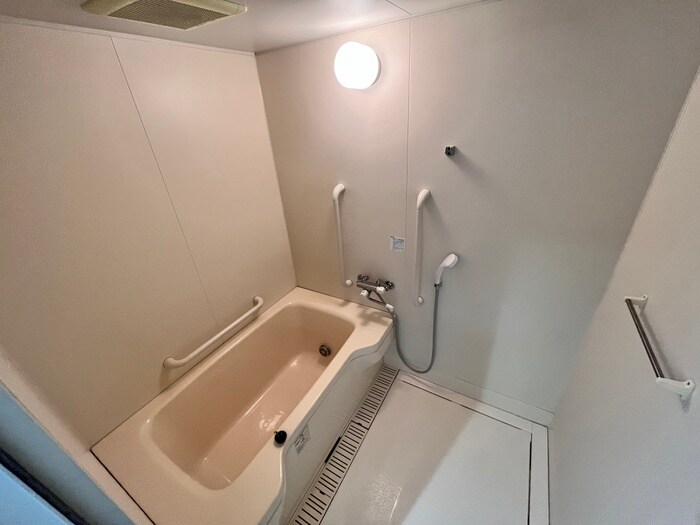 物件内観写真10　(バス／シャワールーム等)