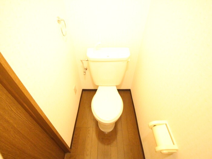 物件内観写真11　(トイレ)