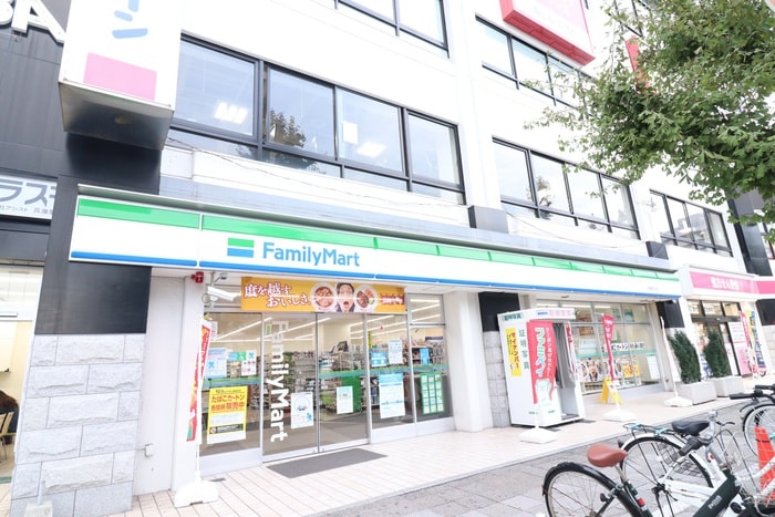 ファミリーマート