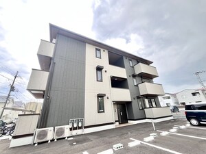 セルフィーユ平井外観写真