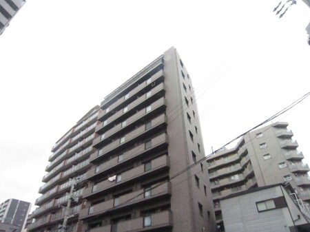 クイ－ンズコ－ト阿波座外観写真