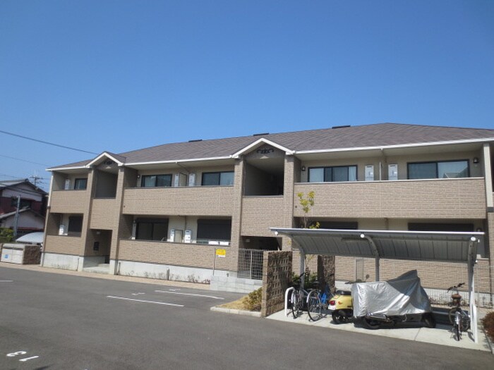 物件外観写真1　(外観写真)