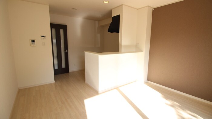 物件内観写真8　(内観写真)