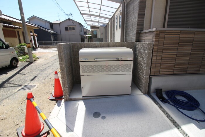 フィアスコート羽衣の建物設備