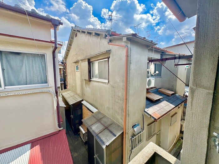 物件内観写真20　(室内からの展望)