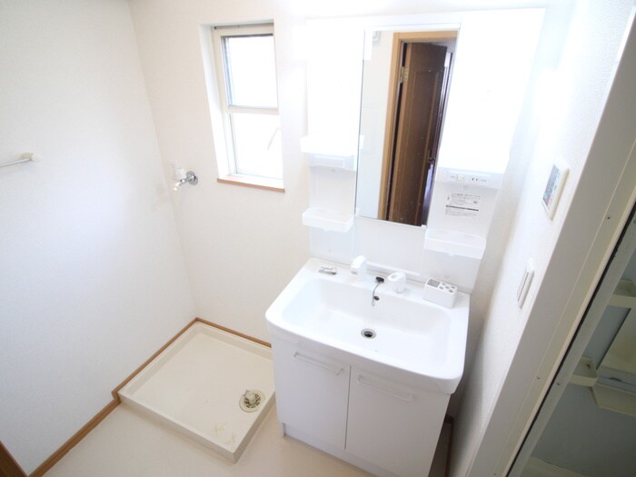 物件内観写真14　(洗面)