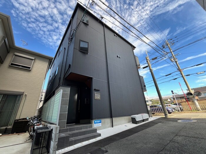 物件外観写真3　(外観写真)