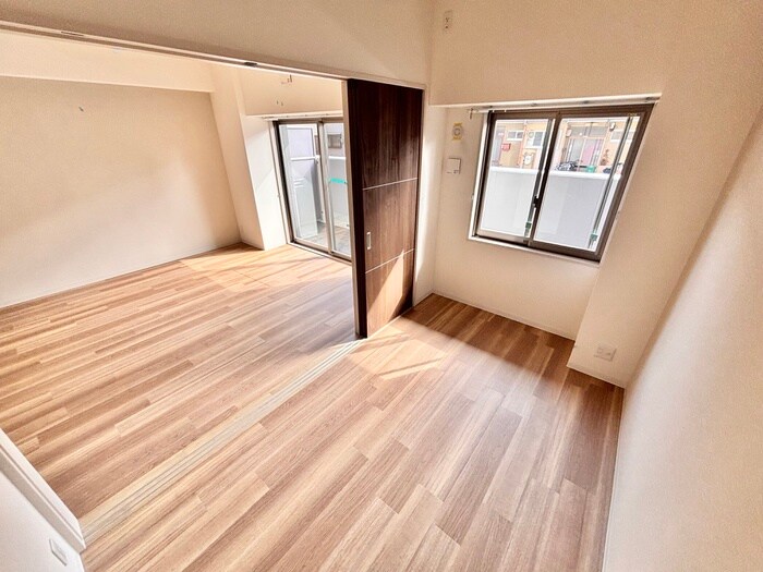 物件内観写真8　(居室)