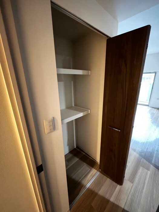 物件内観写真14　(収納)