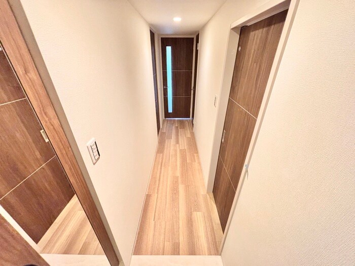 物件内観写真19　(玄関)