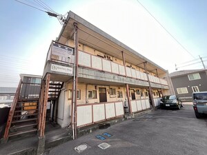 ビエノス岡外観写真