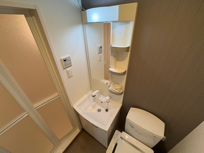 物件内観写真12　(洗面)