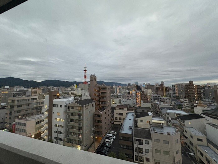 物件内観写真15　(室内からの展望)