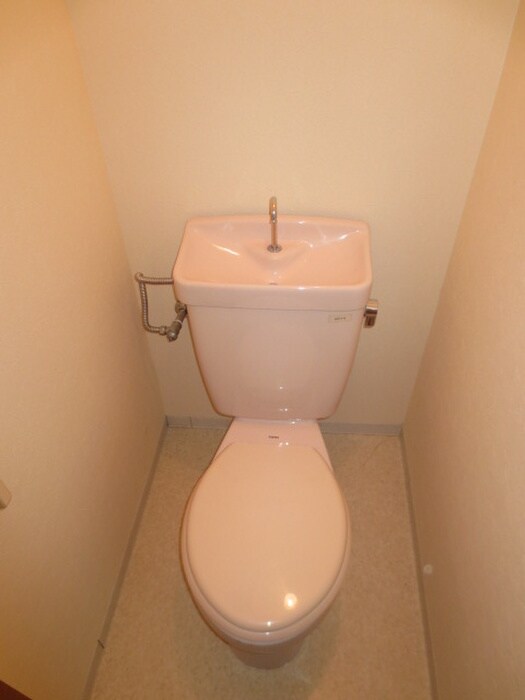 物件内観写真6　(トイレ)