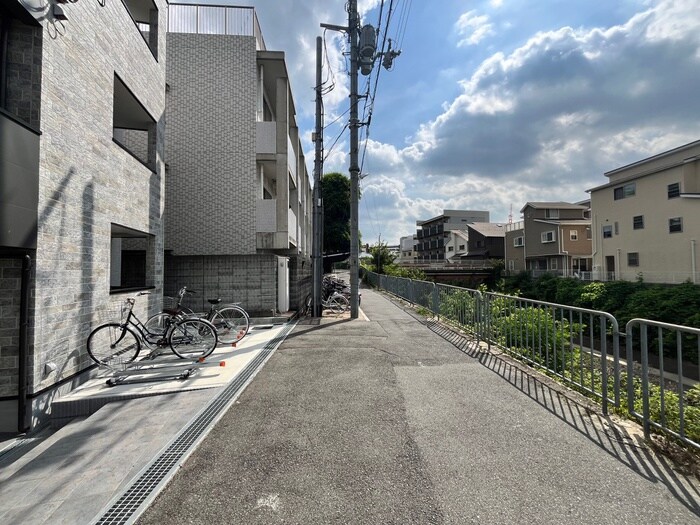 物件外観写真6　(周辺環境)