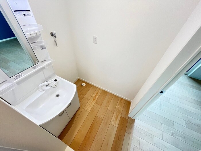 物件内観写真11　(洗濯機置場)