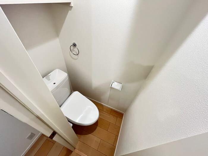 物件内観写真12　(トイレ)