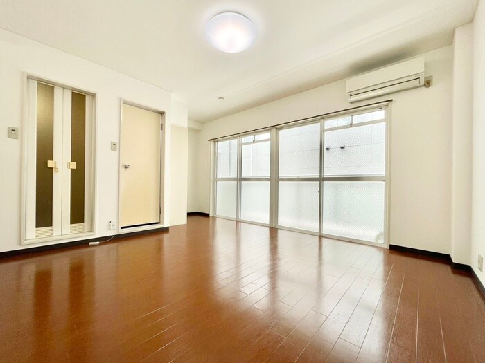 物件内観写真6　(居室)