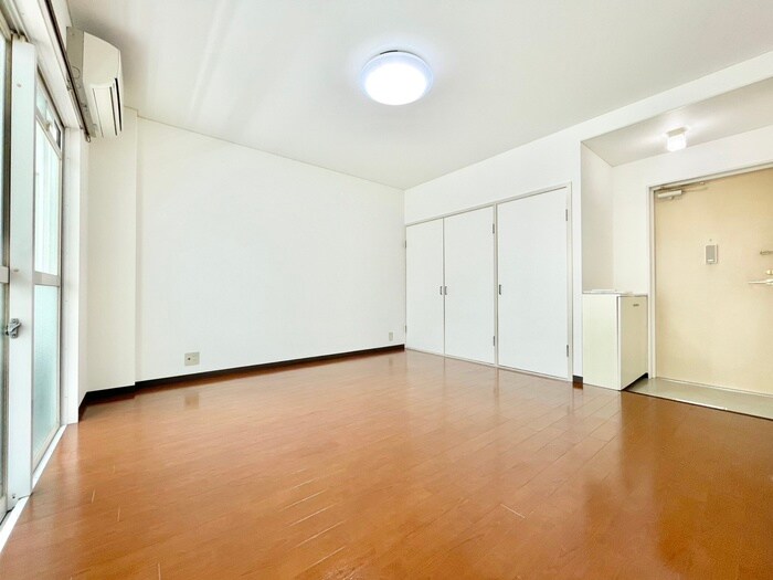 物件内観写真9　(居室)