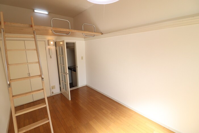 物件内観写真8　(居室)