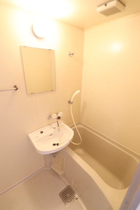 物件内観写真10　(バス／シャワールーム等)