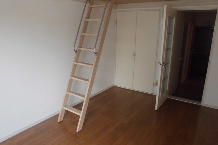 物件内観写真10　(居室)