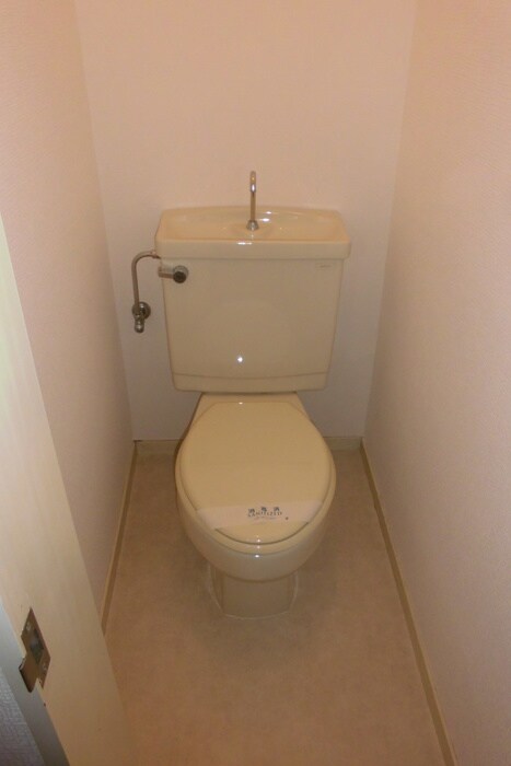 物件内観写真14　(トイレ)