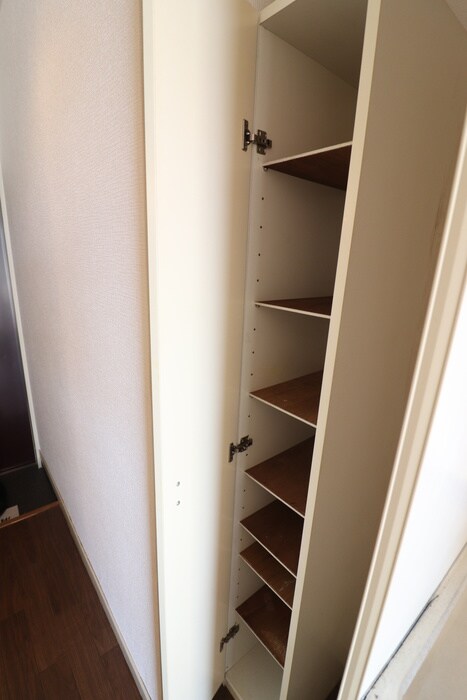 物件内観写真18　(靴箱)