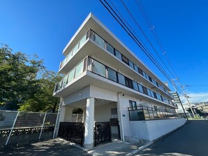 ＭＥＧＲＩＣＨ西宮外観写真