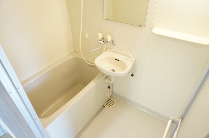 物件内観写真13　(バス／シャワールーム等)