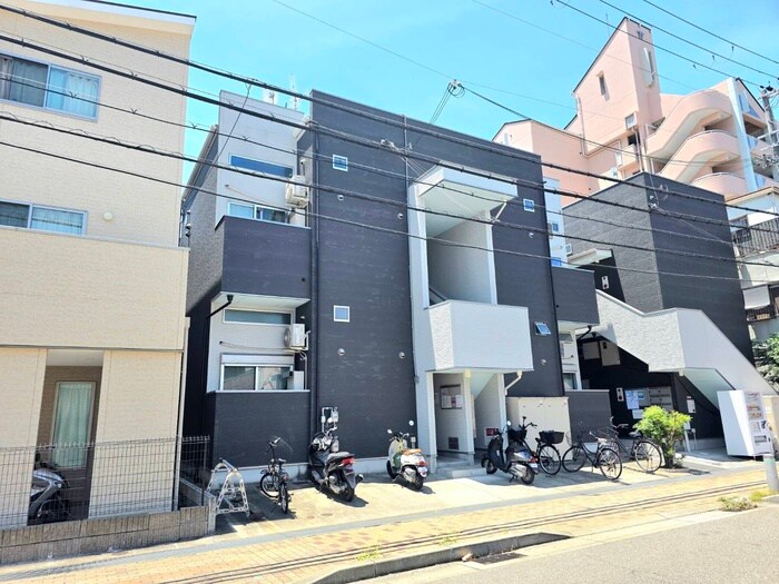 物件外観写真1　(外観写真)