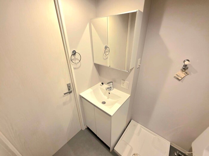 物件内観写真11　(洗面)